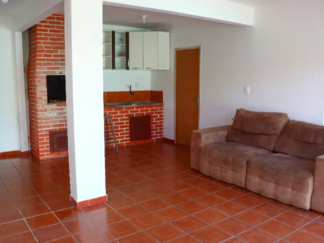 Imagem 8: Confira esta incrível casa à venda em Joinville-SC, no bairro Jardim Iririú: 3