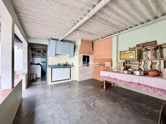 Imagem 7: Casa Térrea com Amplo Quintal
