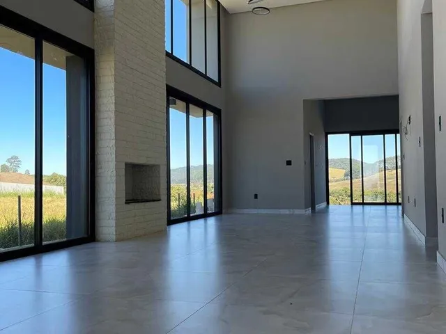 Imagem 13: Casa para Alugar no Bairro Serras Altas Golf Estate - Poços de Caldas/Mg