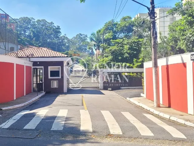 Imagem: Sobrado 3 Dorm em Condomínio Fechado
