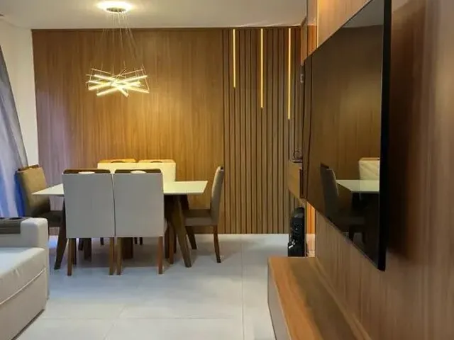 Imagem 15: Vendo linda Casa com piscina privativa e no condomínio com 4 suítes amplas, reformada