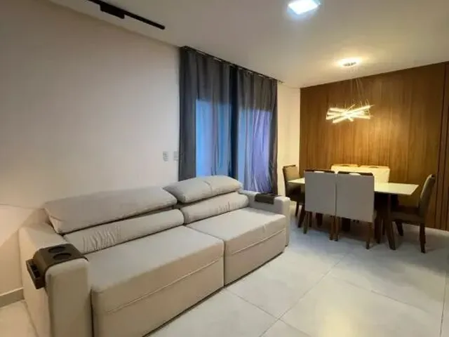 Imagem 8: Vendo linda Casa com piscina privativa e no condomínio com 4 suítes amplas, reformada