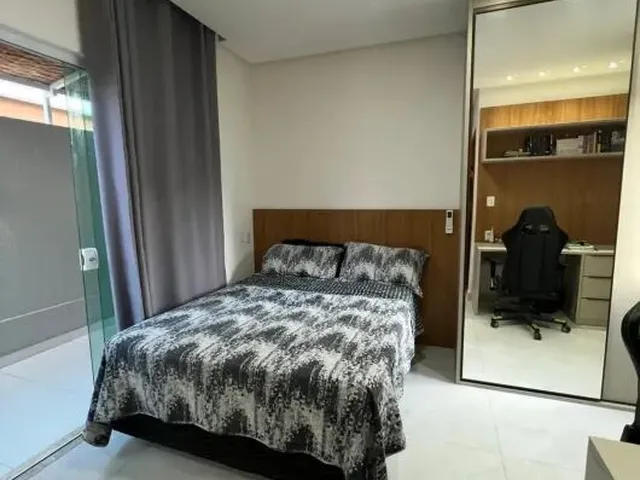 Imagem 14: Vendo linda Casa com piscina privativa e no condomínio com 4 suítes amplas, reformada