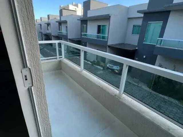 Imagem 3: Vendo linda Casa com piscina privativa e no condomínio com 4 suítes amplas, reformada