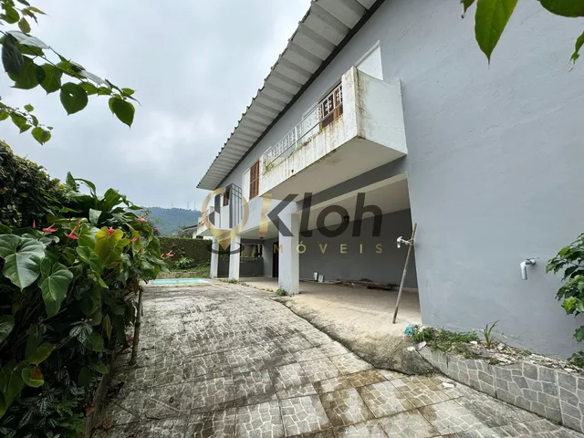 Imagem 12: Oportunidade! Excelente Residência C/ 3 Quartos (1 Suíte) Piscina Próximo Ao Hotel Quitandinha!