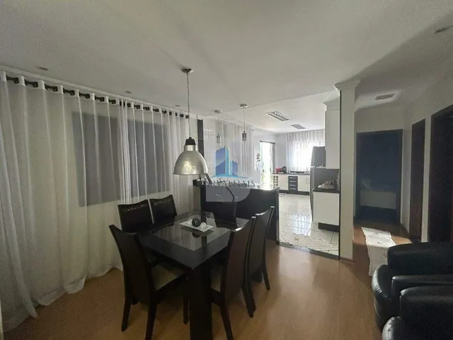 Imagem 10: Locação de Casa de Luxo em Contagem-Mg, Bairro Eldorado: 4 Quartos, 3 Banheiros, 2 Vagas de Garagem, 238M² de Área!