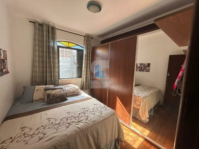 Imagem 5: Locação de Casa de Luxo em Contagem-Mg, Bairro Eldorado: 4 Quartos, 3 Banheiros, 2 Vagas de Garagem, 238M² de Área!