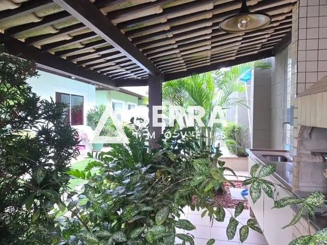 Imagem 13: Piatã | 305m² | 4 Quartos | 3 Suítes | Piscina Privativa