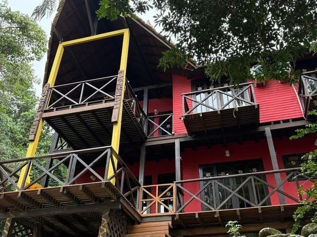 Imagem: Casa Exclusiva Inspirada em Bali À Beira
