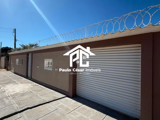 Imagem: A casa possui 4 Dormitórios, 2 Suítes, 2 Banheiros, 4
