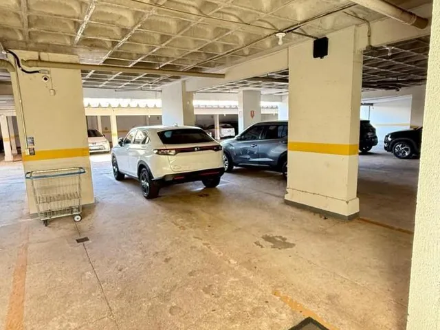 Imagem 8: Apartamento para Venda em Goiânia, SETOR BUENO, 3 dormitórios, 1 suíte, 3 banheiros, 2