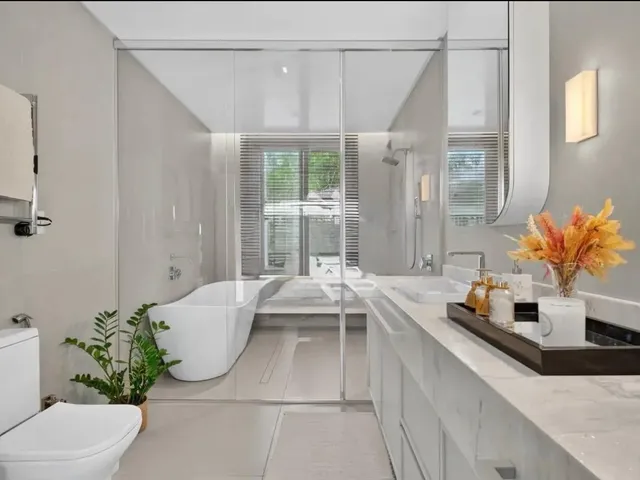 Imagem 8: CASA NO CONDOMÍNIO HARAS RIO DO OURO COM 3 SUITES