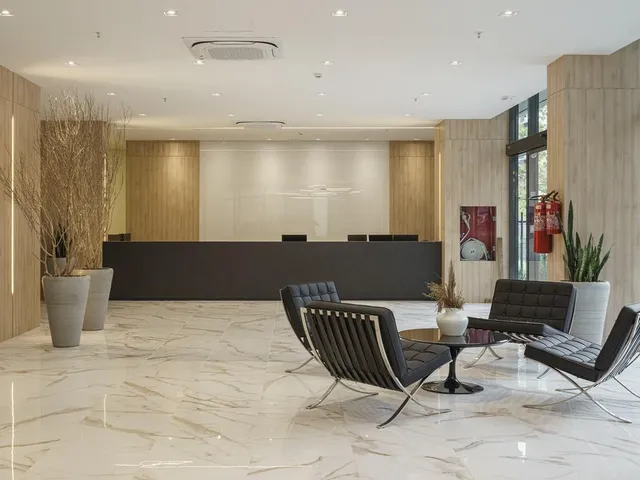 Imagem 16: Sala Comercial para Venda em Curitiba / Pr no Bairro Vila Izabel