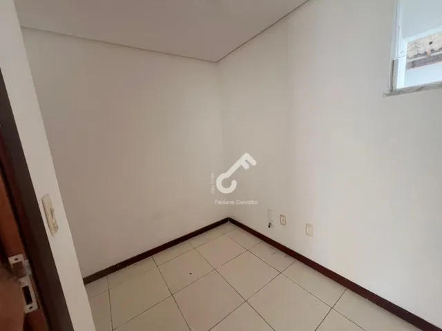Imagem 6: ESTRADA DO COCO, Abrantes. Duplex composto de 4 quartos sendo 1 suíte superior e 1