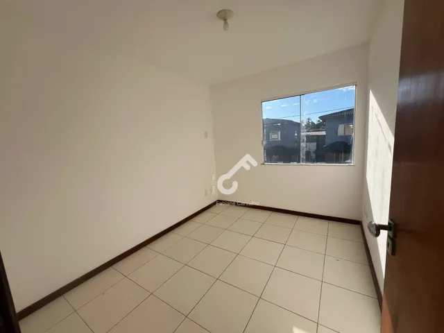 Imagem 15: ESTRADA DO COCO, Abrantes. Duplex composto de 4 quartos sendo 1 suíte superior e 1