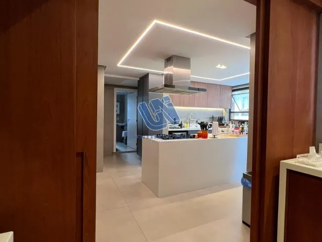 Imagem 3: Apartamento 3 Suítes e Gabinete 429m2 a Venda na Graça