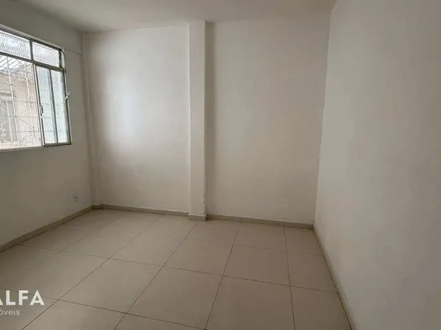 Imagem 7: Apartamento Térreo para Aluguel com 4 Quartos, Suíte com Hidromassagem e Área Externa em Barbacena/Mg