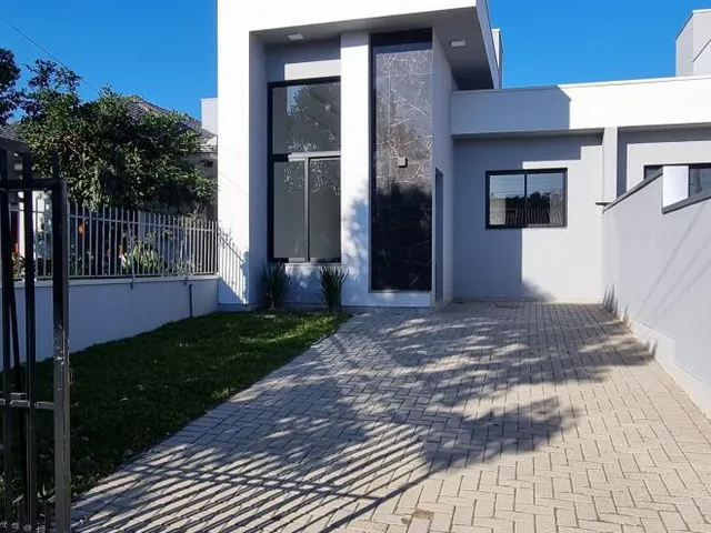 Imagem: Casa Geminada com 3 Dormitorio(s) localizado(a)