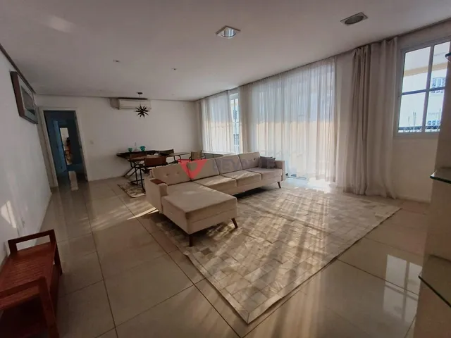 Imagem: Luxuoso apartamento à venda em Botafogo