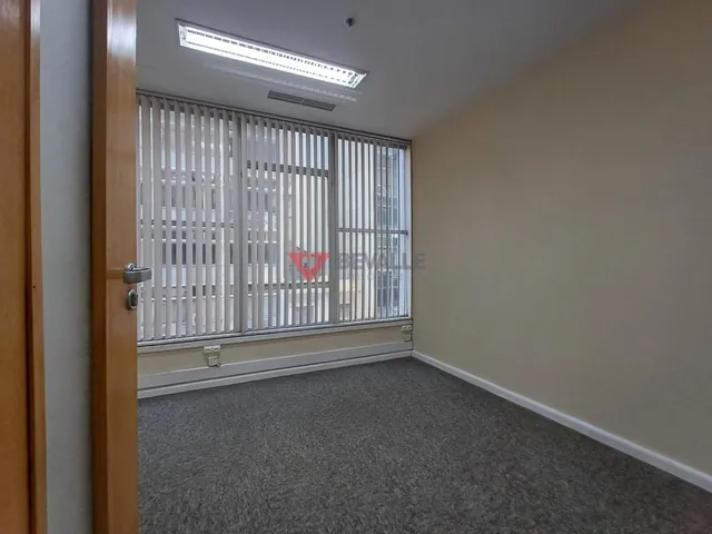 Imagem 10: Espaçosa sala comercial no Centro do RJ - 350m² para locação