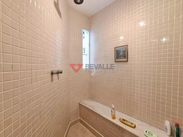 Imagem 8: Casa à venda no Humaitá: 250m², 5 quartos, R$ 2.850.000