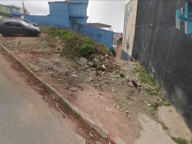 Imagem: O terreno possui 282m² de Área Privada e está localizado