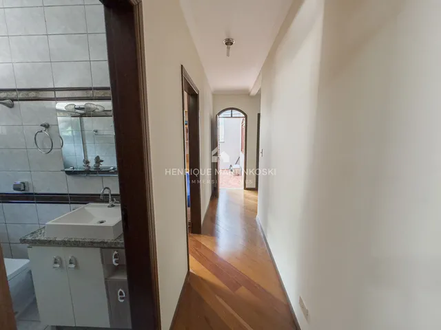 Imagem 7: Casa Sobrado de 1 pavimento de rua com 4 quartos, 344m2 construídos, 6 vagas, localizada