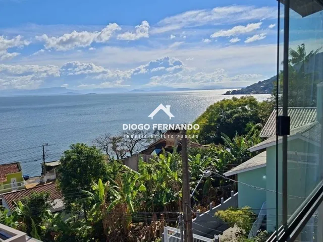 Imagem: Casa à Venda com Vista para o Mar no Ribeirão