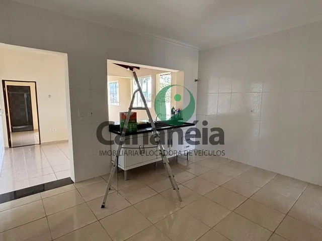 Imagem 7: Casa para Locação no Centro de Cananéia-Sp: 3 Dormitórios Sendo 1 Suíte