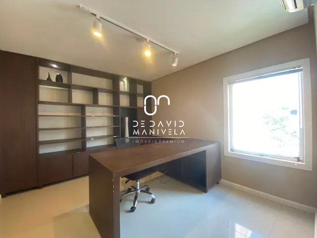 Imagem 16: Casa comercial desocupada, semimobiliada, com 7 salas