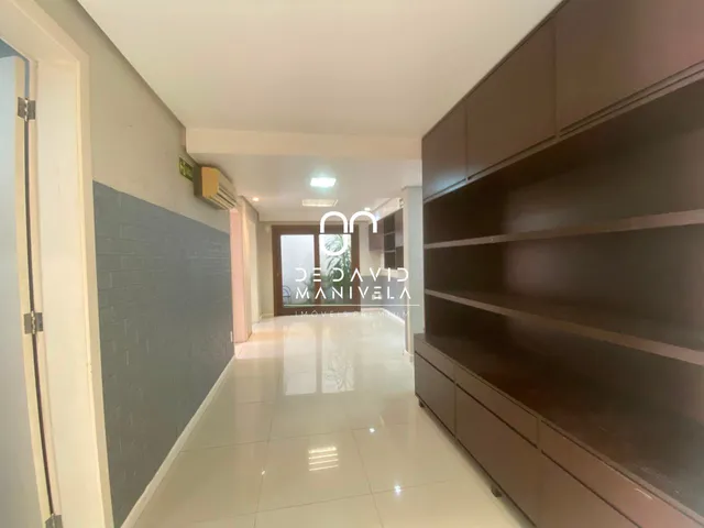 Imagem 10: Casa comercial desocupada, semimobiliada, com 7 salas