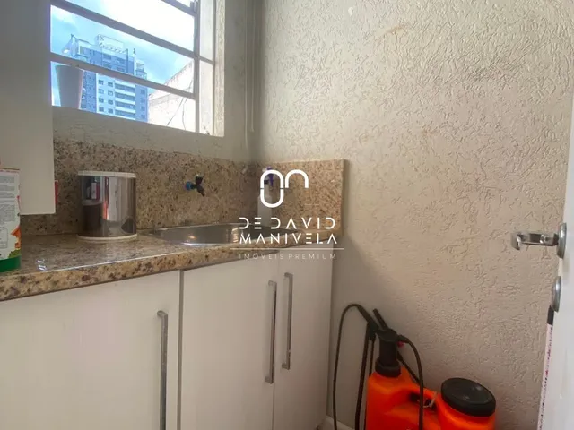 Imagem 2: Casa comercial desocupada, semimobiliada, com 7 salas