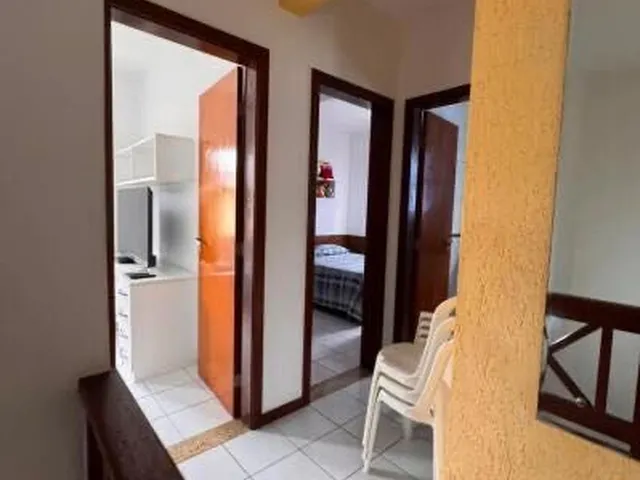 Imagem 12: Vendo em super oportunidade ampla Casa em Condomínio, jardim, garagem, 3/4, suíte, 2