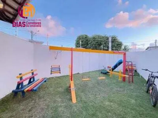 Imagem 2: Vendo em super oportunidade ampla Casa em Condomínio, jardim, garagem, 3/4, suíte, 2