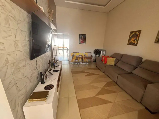 Imagem: Casa 4/4, sendo 3 suítes, 164 m² - 605