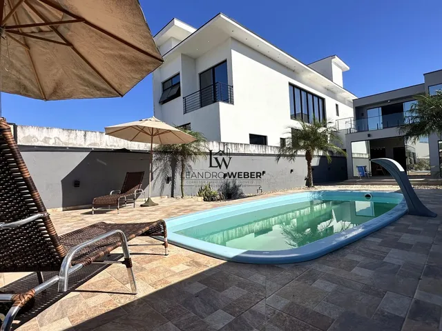 Imagem: Casa 3 dormitórios - Piscina - Deltaville
