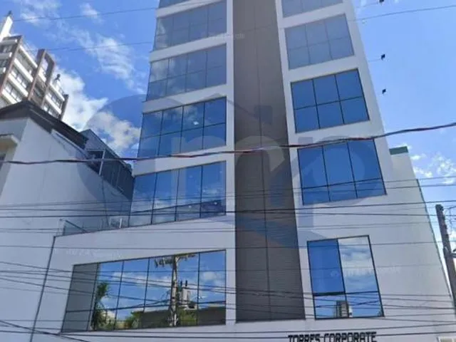 Imagem: Sala comercial a venda no centro de Torres/RS