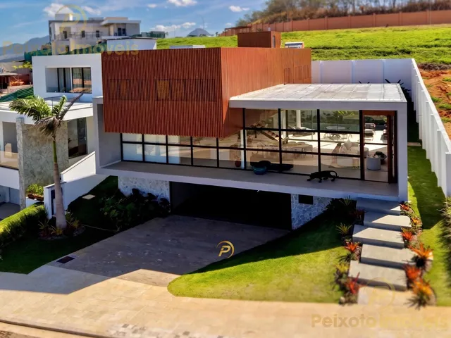 Imagem: Casa Triplex 6 Suítes à Venda no Alphaville