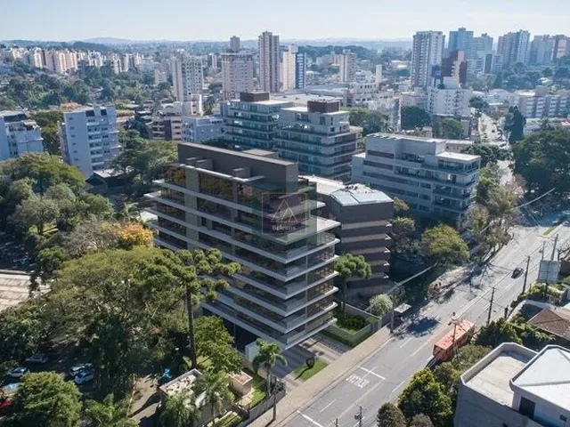 Imagem: Cabral - 3 Suítes. 3 Vagas. 190 M² Privativos