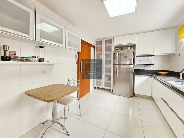Imagem 3: Casa em Condomínio Exclusivo no Bom Retiro. 278M² . 4 Quartos. Ático com Lareira