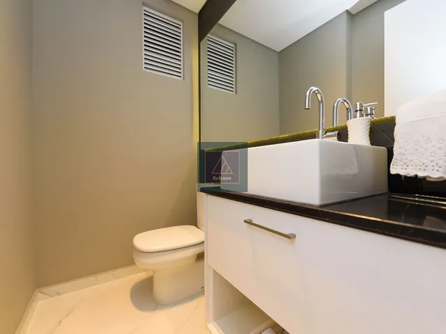 Imagem 2: Apartamento À Venda nas Mercês - 3 Quartos, Suíte e Sacada com Churrasqueira