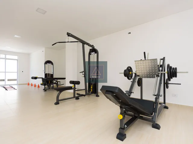 Imagem 4: Apartamento À Venda nas Mercês - 3 Quartos, Suíte e Sacada com Churrasqueira