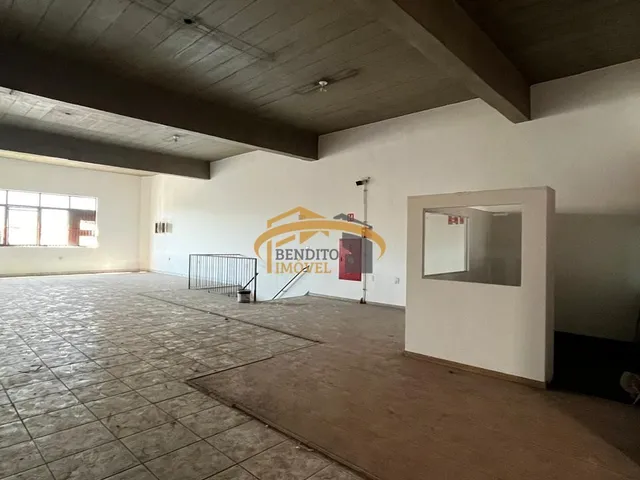 Imagem: Salão Comercial em Presidente Altino 250M²