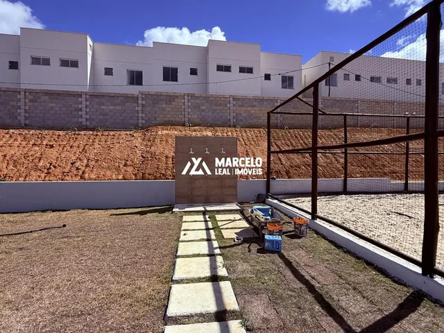 Imagem 8: Alugo casa solta de 2/4 sendo 01 suite nova (1º locação) em Condominio com compl
