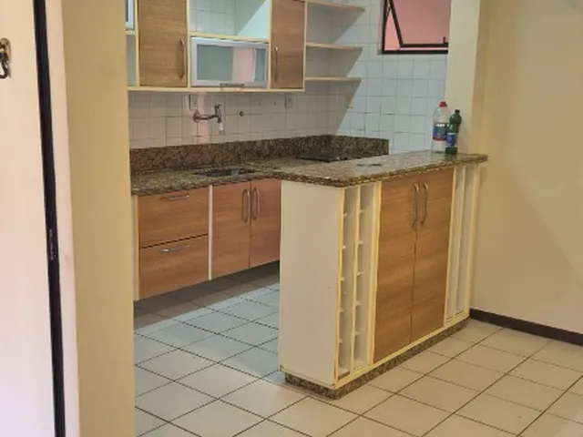 Imagem 2: Casa 3/4, sendo 3 suítes ? Village em Buraquinho