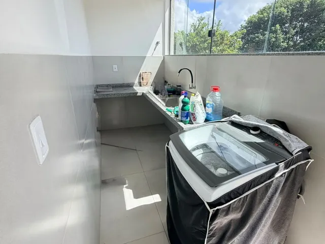 Imagem 15: Casa Finamente Decorada no Condominio Águas de Sauipe, com 5 Suites, Ao Lado do Rio, com Piscina, Porteira Fechada