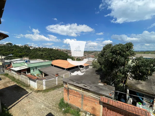 Imagem 4: Casa À Venda em Barbacena com 3 Dormitórios no Bairro Nova Cidade