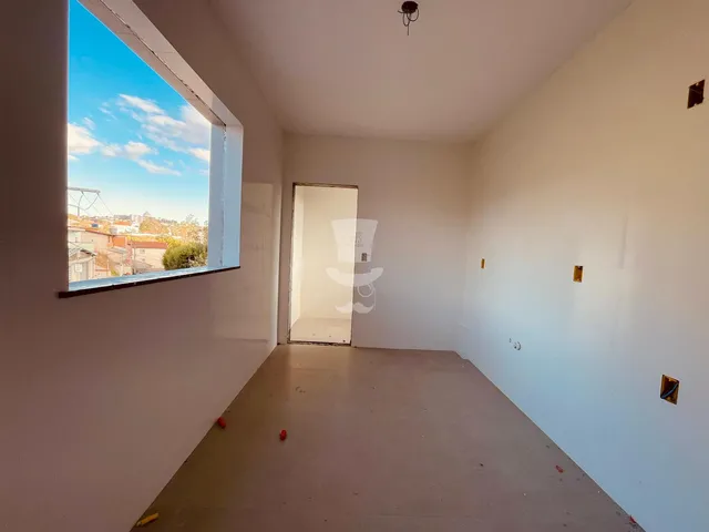 Imagem 6: Apartamento À Venda no Pontilhão em Barbacena com 3 Quartos Sendo 1 Suíte