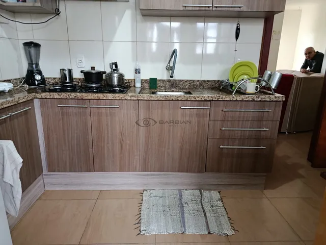 Imagem 9: Imobiliária Santa Cruz do Sul. Apartamento 02 dormitórios, com sacada no Centro