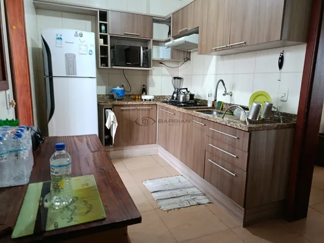 Imagem 10: Imobiliária Santa Cruz do Sul. Apartamento 02 dormitórios, com sacada no Centro